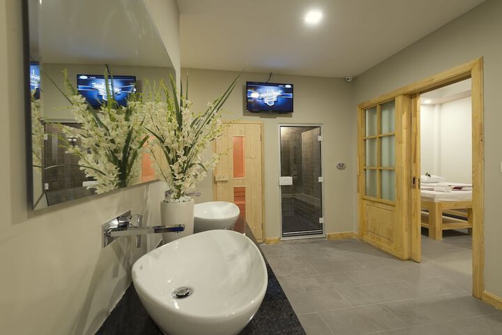 Steam room