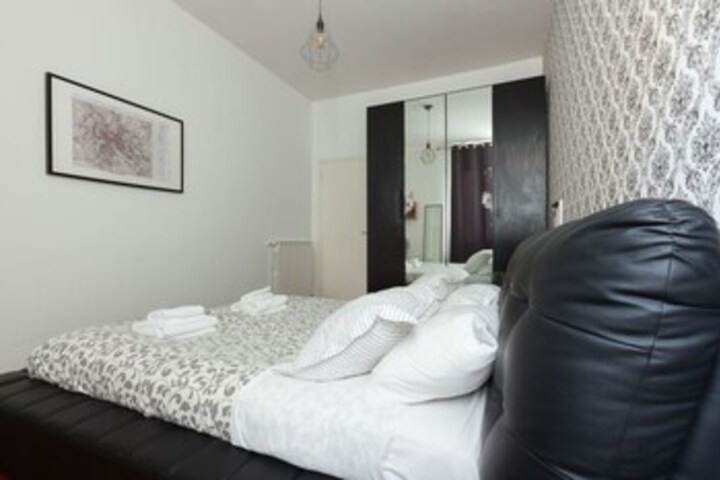 Room 8 of 26