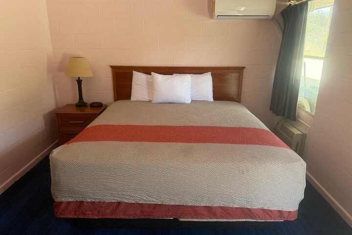 Room 7 of 17