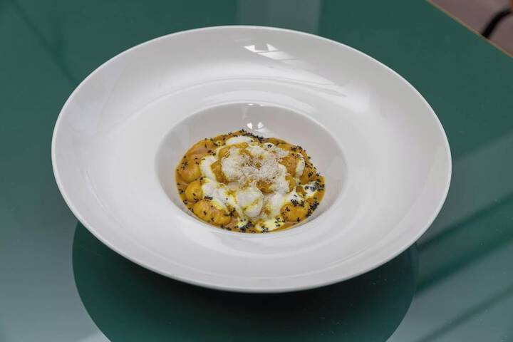 Dining 79 of 118