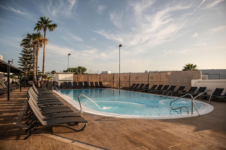 Pool 67 of 313