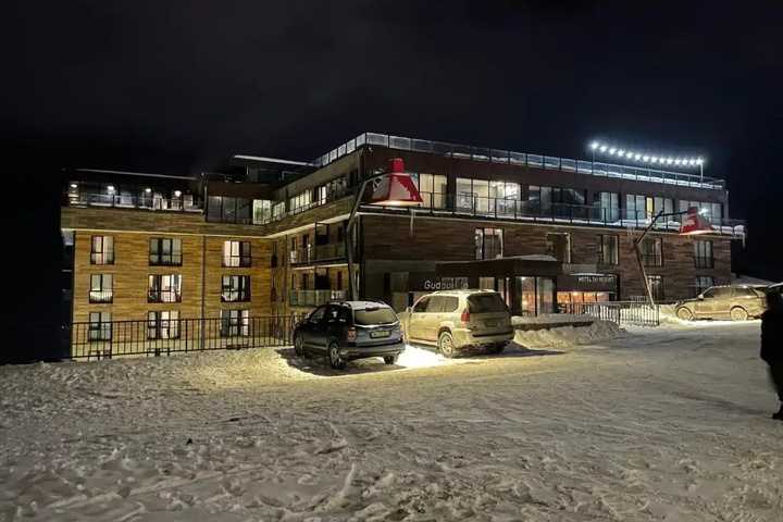 Gudauri Hotel Loft Apartment 418, Next To The Pirveli Lift
