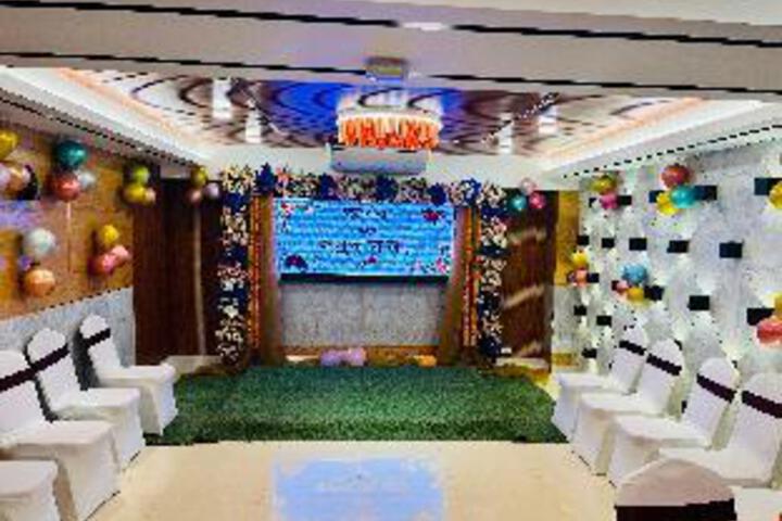 Ballroom/Hall 2 of 14