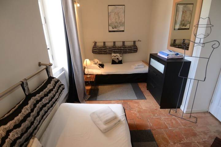 Room 14 of 61