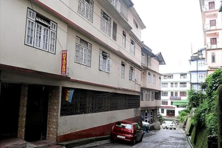 Hotel Gyatso