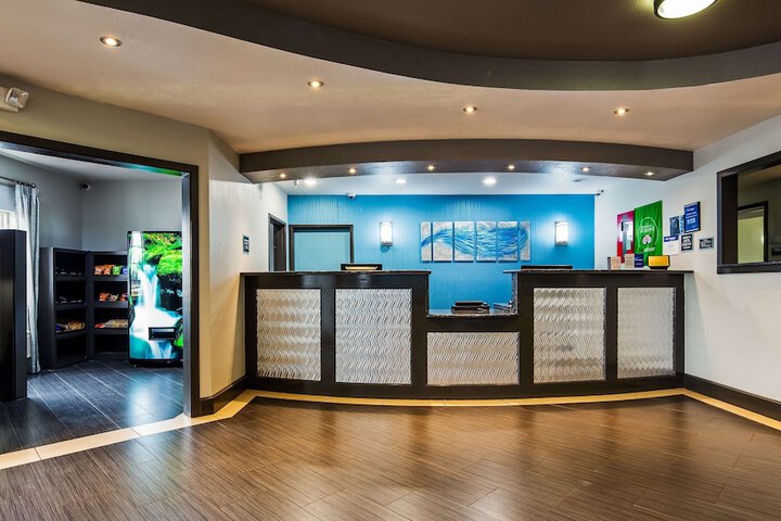 Hotel Interior 2 of 27