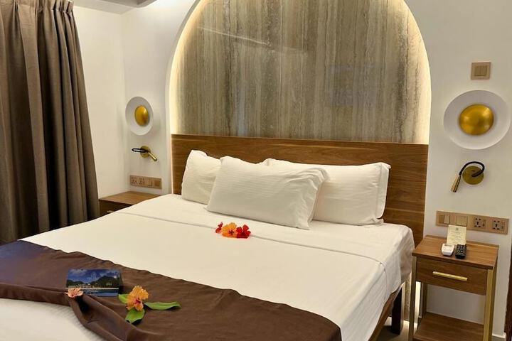 Room 43 of 151