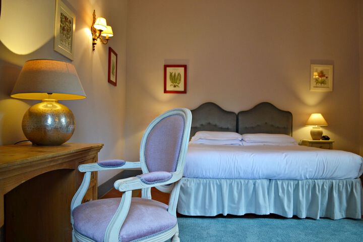 Room 7 of 72