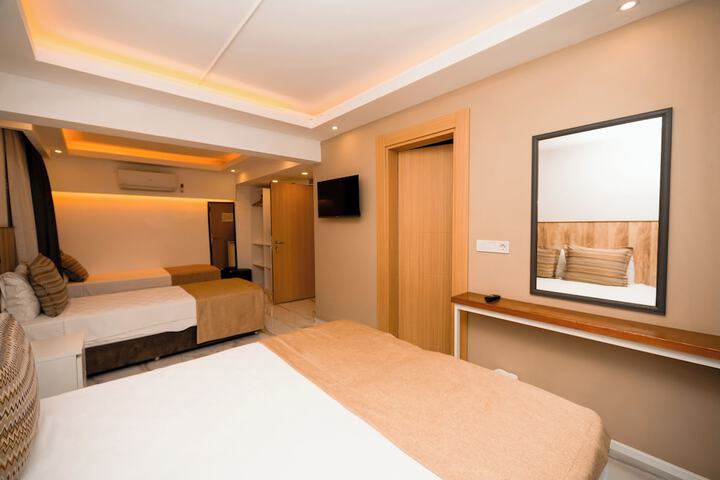Room 51 of 123