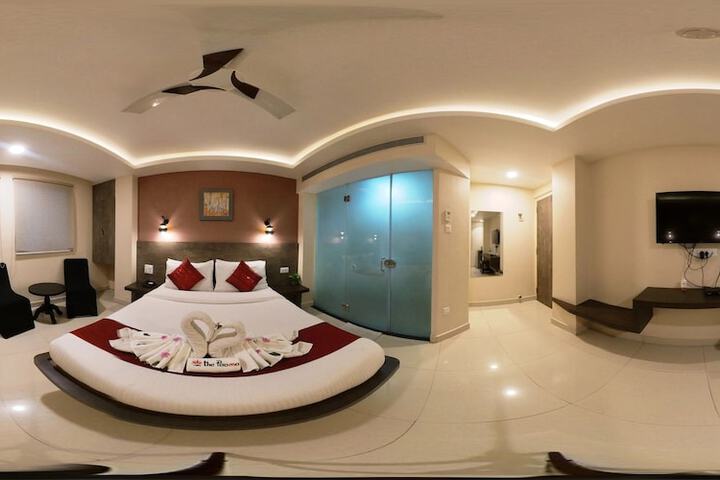 Room 5 of 52