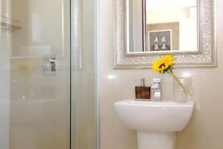 Clean Restrooms