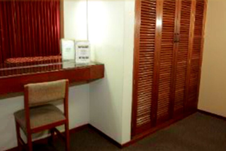 Room 22 of 43