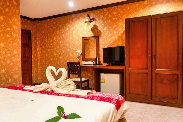 Room 78 of 137