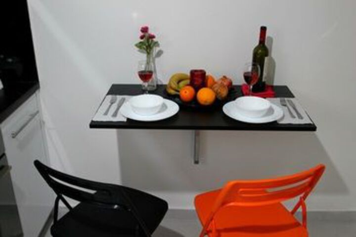 Room 5 of 14