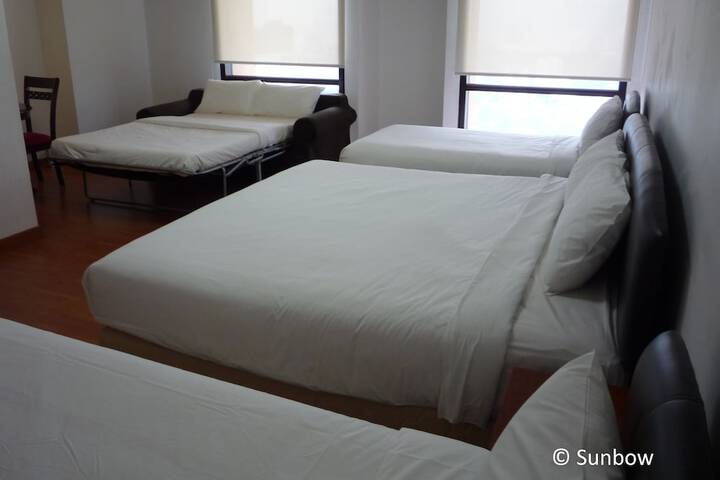 Room 14 of 87