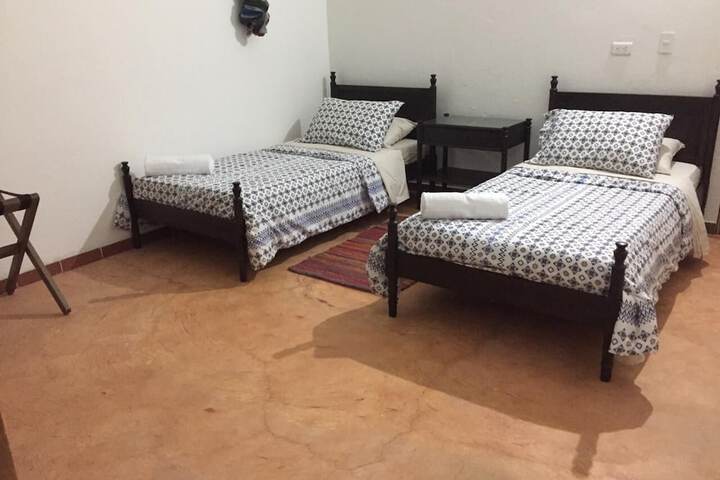 Room 2 of 29