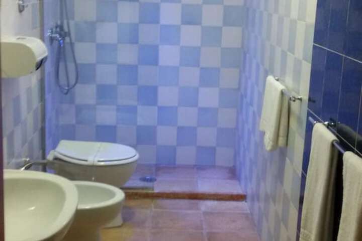 Room 18 of 27
