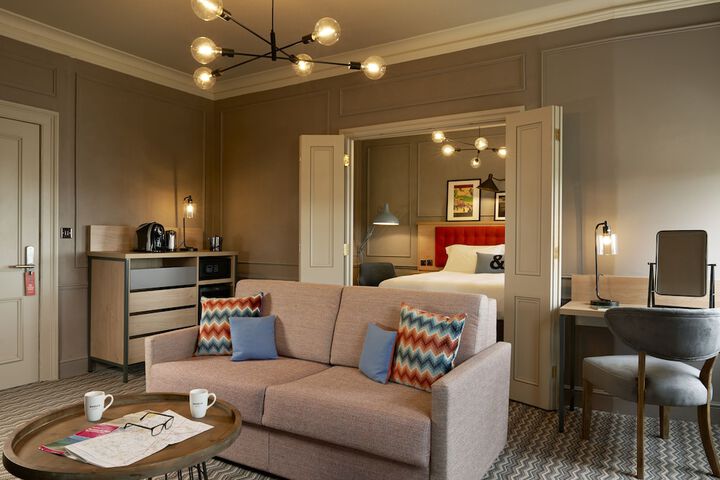 Room 30 of 60