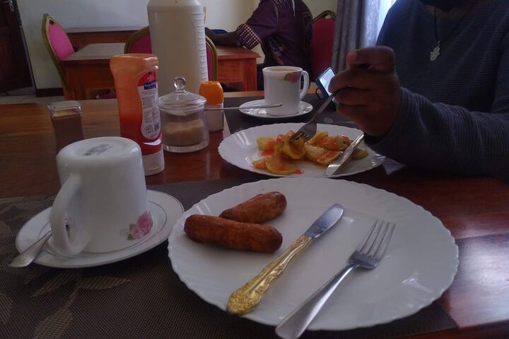 Breakfast/Coffee Service 16 of 25