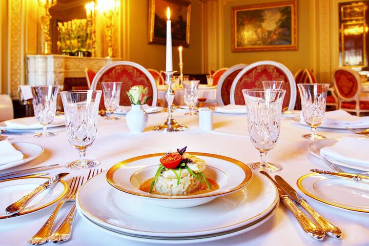 Dining 89 of 137
