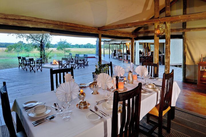 Dining Photos