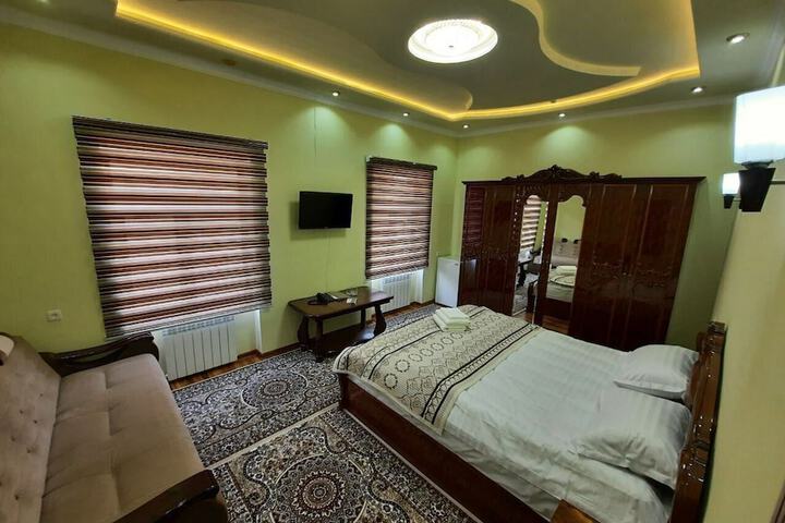 Room 5 of 22