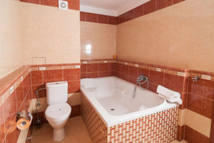 Room 4 of 57
