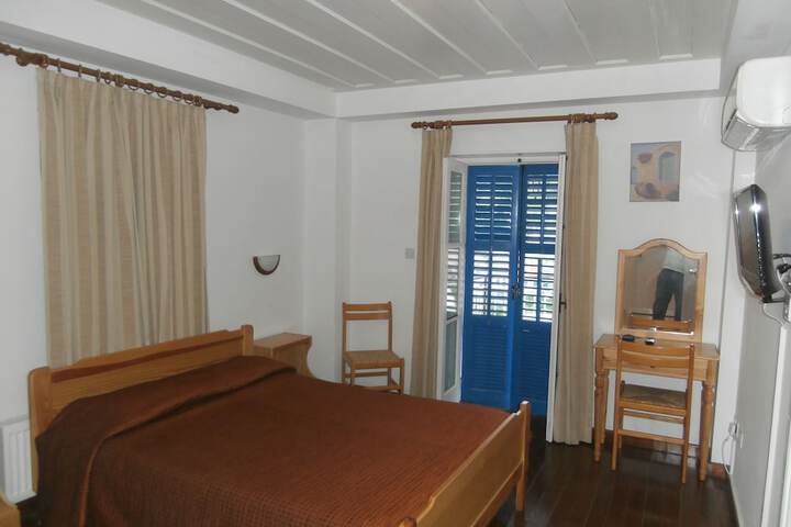 Room 12 of 58