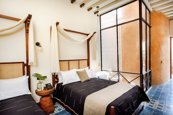 Room 10 of 89