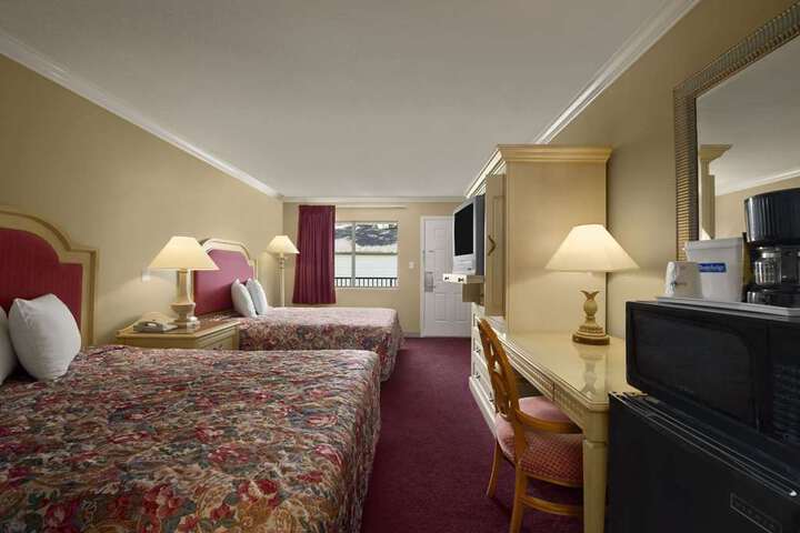 Room 2 of 4