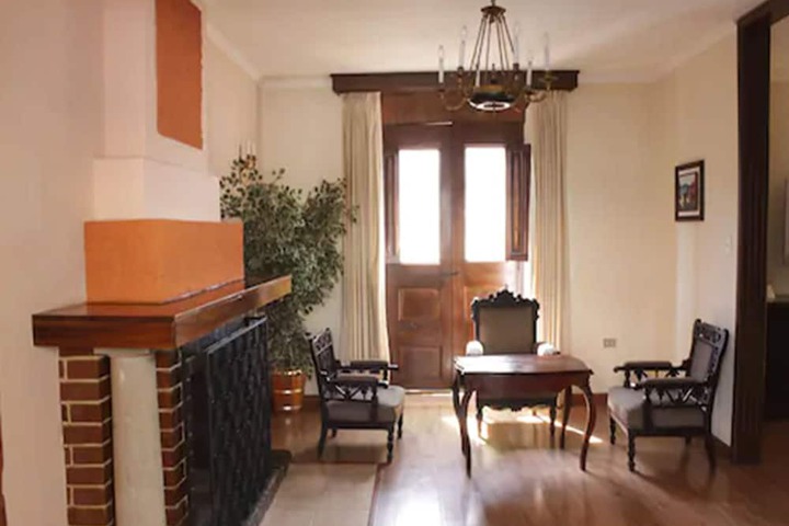 Room 8 of 30