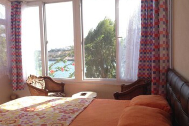 Room 16 of 25