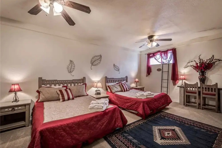 Room 2 of 17