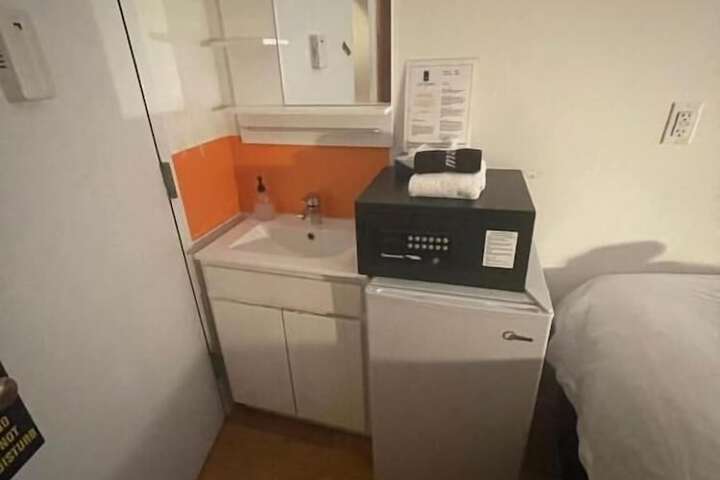 Room 2 of 19