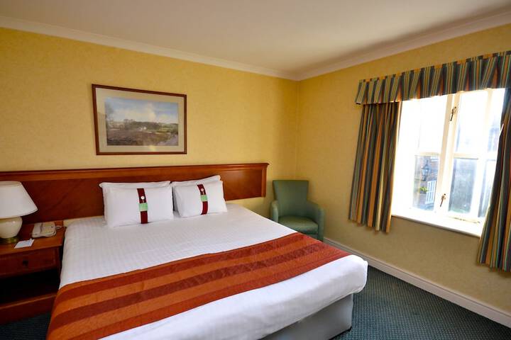 Room 15 of 81