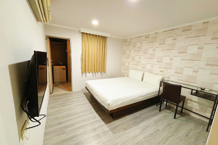 Room 19 of 56