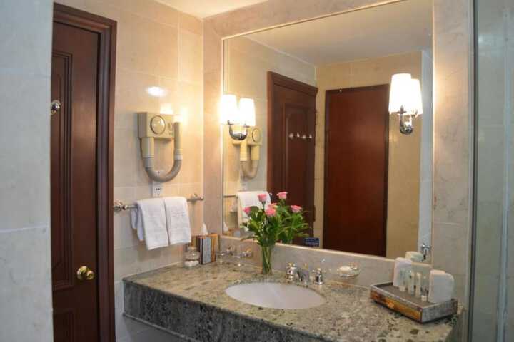 Bathroom Photo