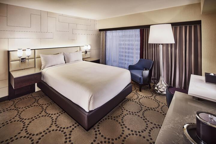Mountain Deluxe Room 2 Double Beds (2 of 13)