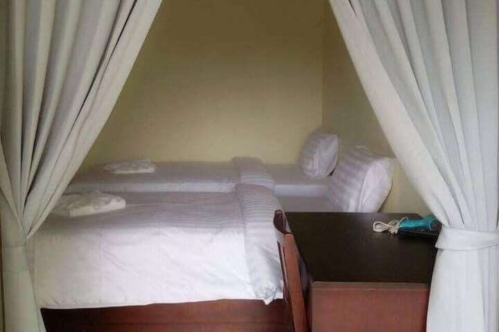 Room 28 of 99