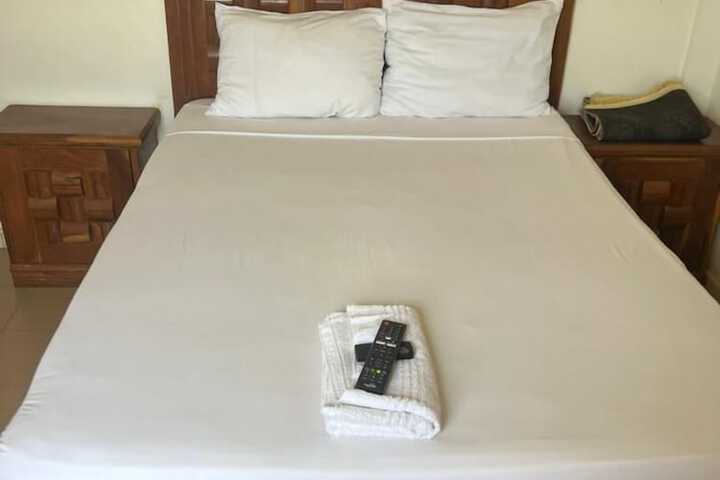 Room 6 of 23