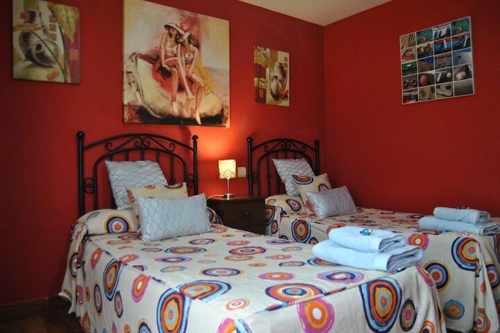 Room 32 of 181