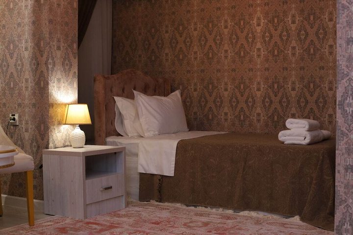 Room 17 of 23