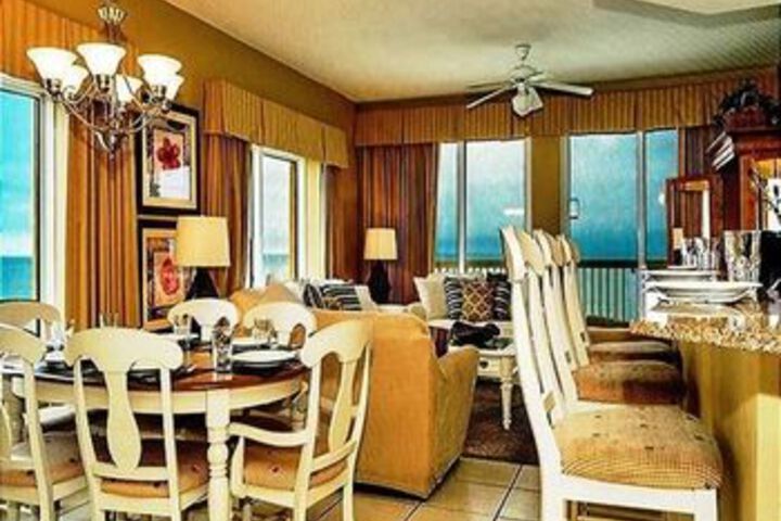 Room 43 of 49