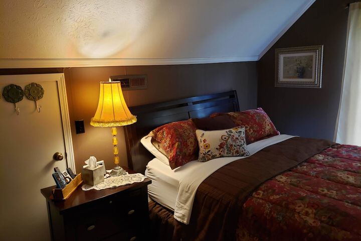 Room 12 of 53