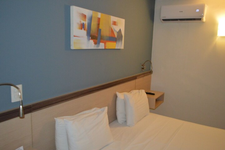 Room 19 of 75