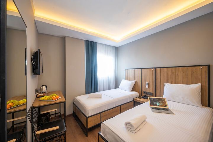Room 28 of 88