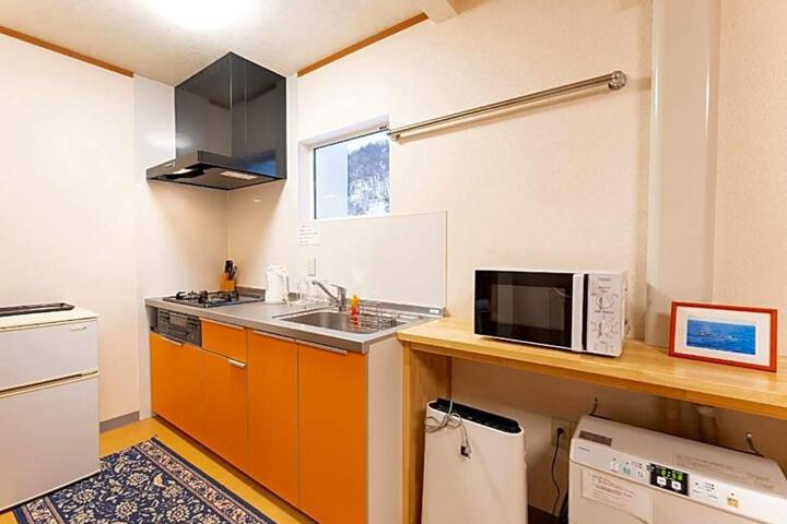Room 7 of 26