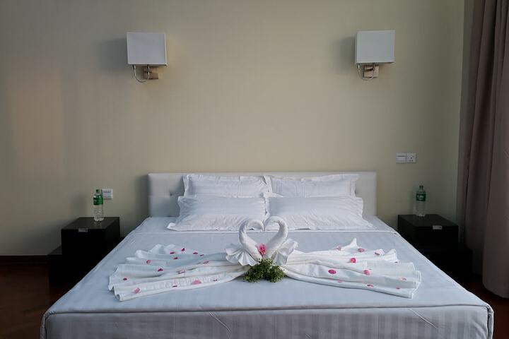 Room 13 of 51