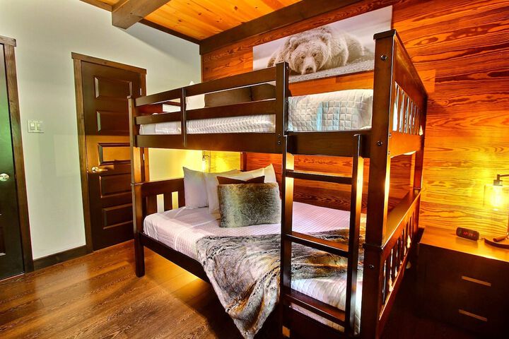 Room 40 of 175
