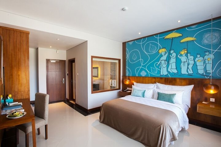 Room 14 of 65
